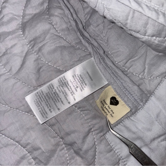Madewell Light Gray Quilted Puffer Jacket, size M like new ! - Picture 7 of 14